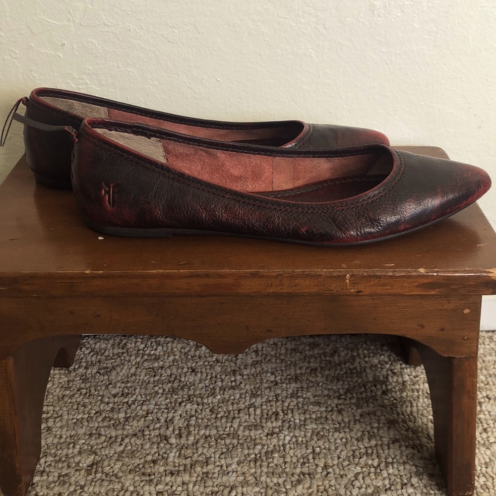 FRYE Regina leather flats
